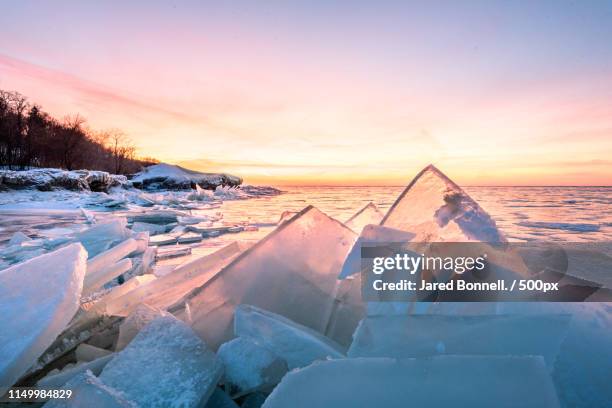 avonia beach - erie pennsylvania stock pictures, royalty-free photos & images