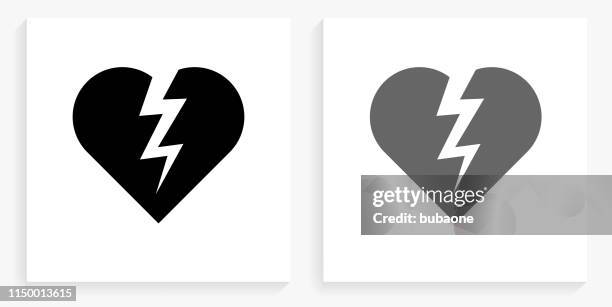 illustrazioni stock, clip art, cartoni animati e icone di tendenza di icona di heartbreak black and white square - cuore spezzato