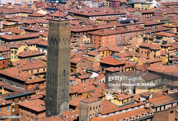 torre prendiparte, bologna, italy - prendiparte stock pictures, royalty-free photos & images