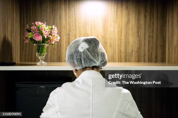 Veronica Ribeiro Vignoli and Lara Neves Vignoli preparing the room at the Maternity Hospital of Albert Einstein Hospital on May 24 in São Paulo. The...