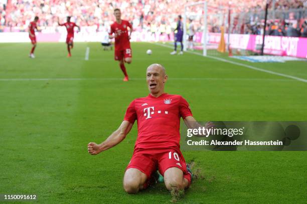 Arjen Robben of Bayern Munich celebrates after scoring his team's fifth goal during the Bundesliga match between FC Bayern Muenchen and Eintracht...