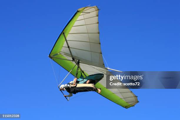 hang deltaplane - deltaplane photos et images de collection