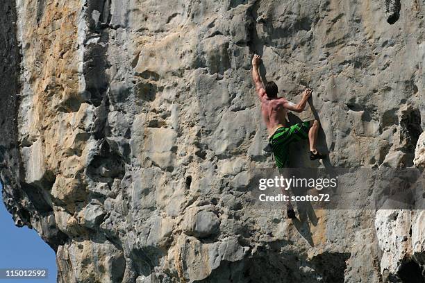 deep water soloing - soloing stock pictures, royalty-free photos & images