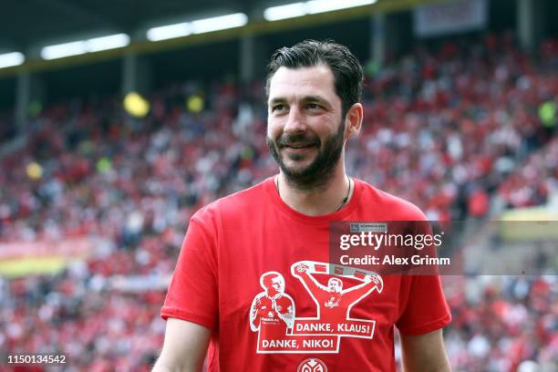 Head coach Sandro Schwarz of Mainz looks on prior to the Bundesliga match between 1. FSV Mainz 05 and TSG 1899 Hoffenheim at Opel Arena on May 18,...