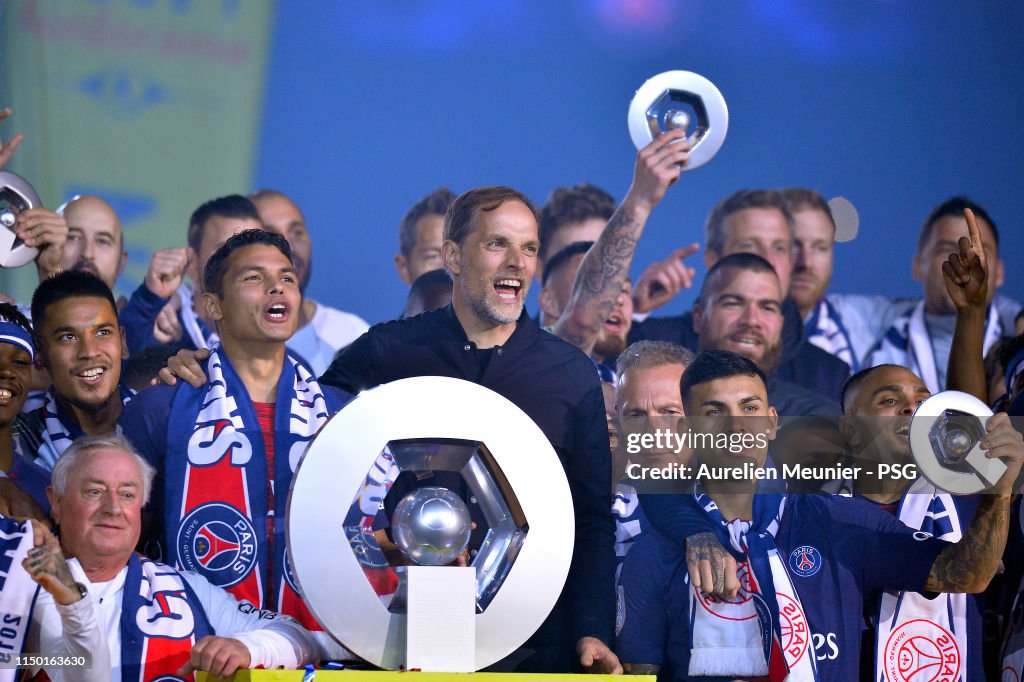 Paris Saint-Germain v Dijon FCO - Ligue 1
