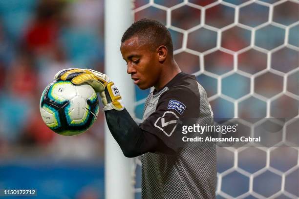 Wilker Farinez of Venezuela catches for the ball during the Copa America Brazil 2019 Group A match between Venezuela and Peru at Arena do Gremio...