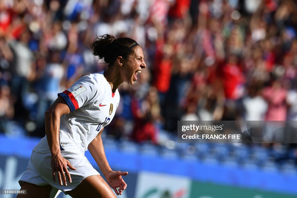 TOPSHOT-FBL-WC-2019-WOMEN-MATCH23-USA-CHI