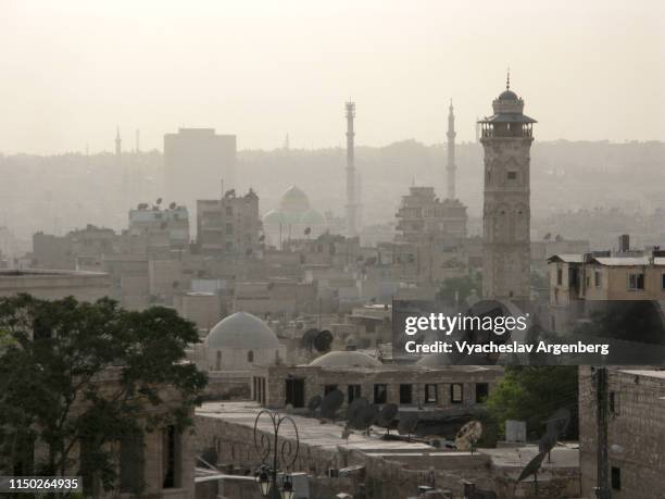 the old city of aleppo, syria - halep fotografías e imágenes de stock