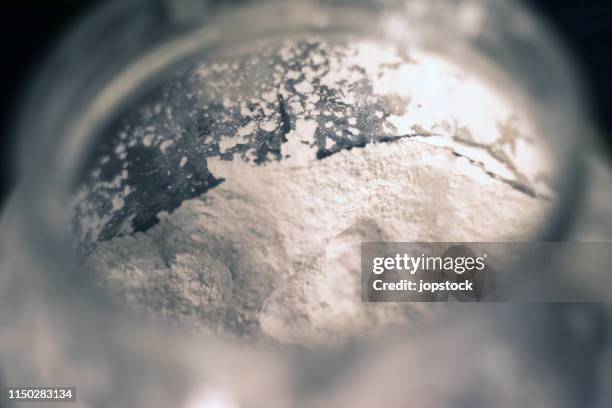 Withe Powder White Powder Drug Photos and Premium High Res Pictures - Getty Images