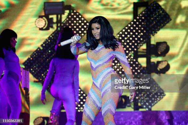 Cardi B performs in concert on day four of the Bonnaroo Music And Arts Festival on June 16, 2019 in Manchester, Tennessee.