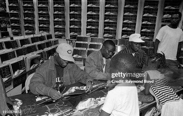 Belo Zero Rapper Rappers Ak Photos and Premium High Res Pictures - Getty Images