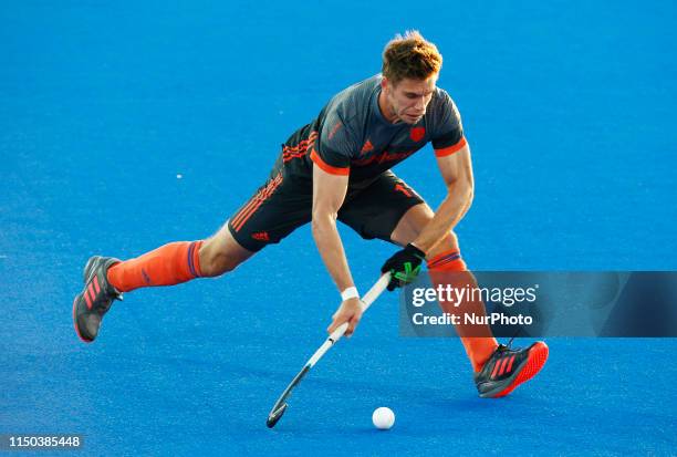 Sander de Wijn of Netherlands during FIH Pro League between Great Britain and Netherlands at Lee Valley Hockey and Tennis Centre on 14 June 2019 in...