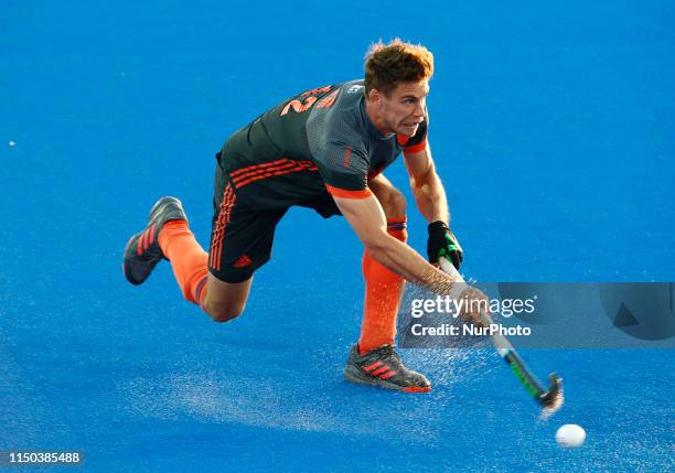 Sander de Wijn of Netherlands during FIH Pro League between Great Britain and Netherlands at Lee Valley Hockey and Tennis Centre on 14 June 2019 in...