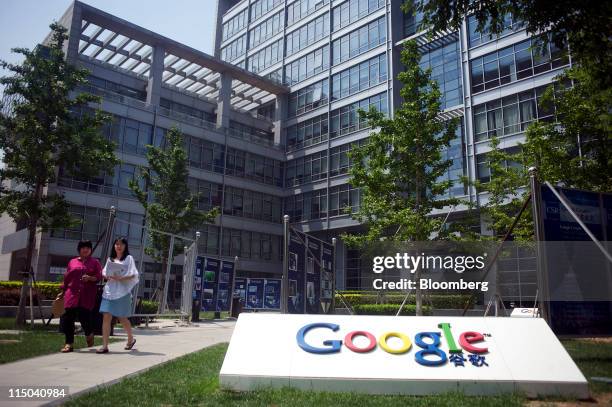 Google Incc Address Gmail Account Photos and Premium High Res Pictures - Getty Images