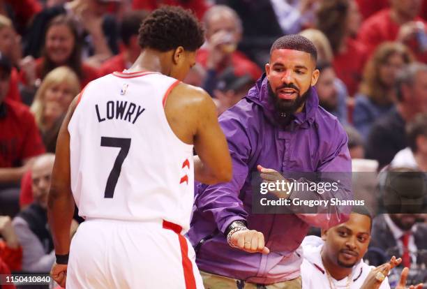 Drake Rapper At Raptor Game 272 Kyle Drake Stock Photos, High-Res Pictures, and Images - Getty Images
