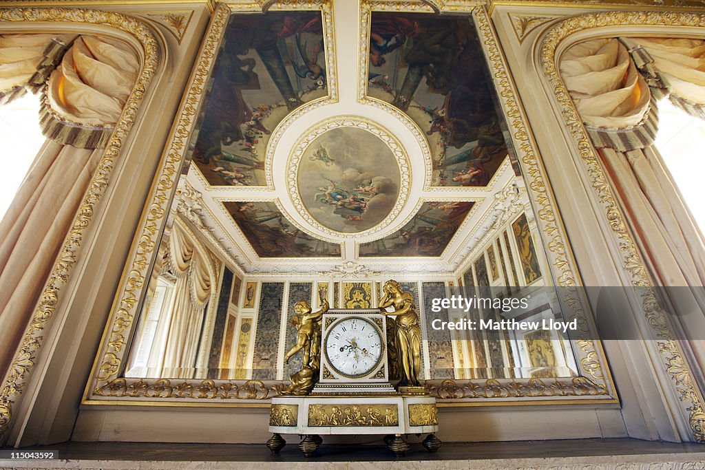 Daily Life At Highclere Castle Home To Television Program Downton Abbey