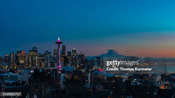 seattle skyline - seattle center - fotografias e filmes do acervo