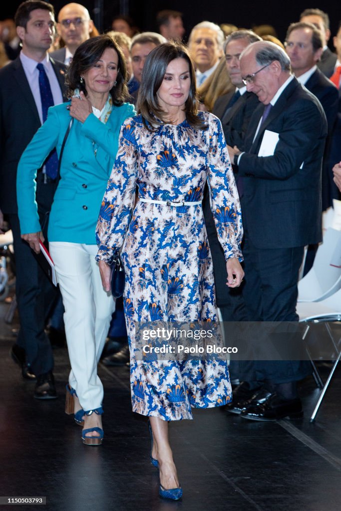 Queen Letizia Of Spain Attends 'Proyectos Sociales De Banco Santander' Awards