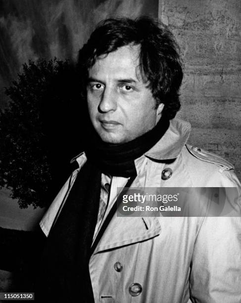 Director Michael Cimino attends the premiere of "Heaven's Gate" on November 18, 1980 at Cinema I in New York City.