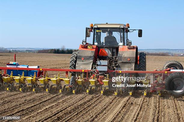 682 Sowing Machine Stock Photos, High-Res Pictures, and Images - Getty  Images
