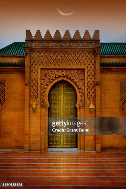 ornate doorway to royal palace. - moroccan tile stock pictures, royalty-free photos & images