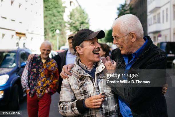 senior gay men embracing - disruptagingcollection 個照片及圖片檔