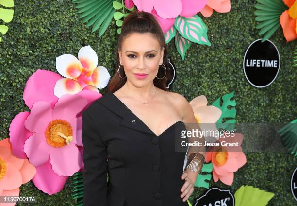 Alyssa Milano attends the Lifetime Summer Luau on May 20, 2019 in Los Angeles, California.
