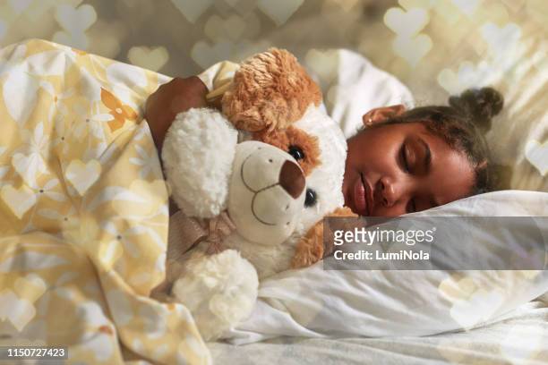 i can't sleep without my teddy - child eyes closed stock pictures, royalty-free photos & images