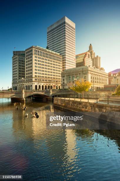 普羅維登斯羅德島市中心城市天際線視圖 - rhode island 個照片及圖片檔