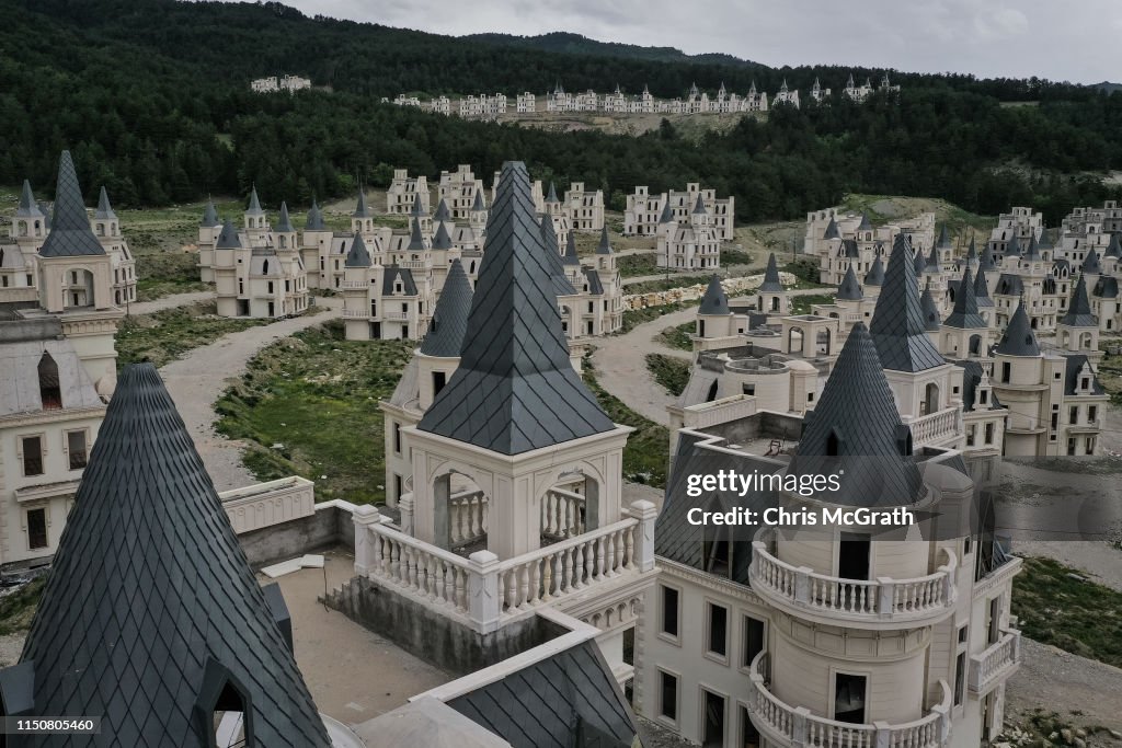 Turkey's Abandoned 'Castle' Community