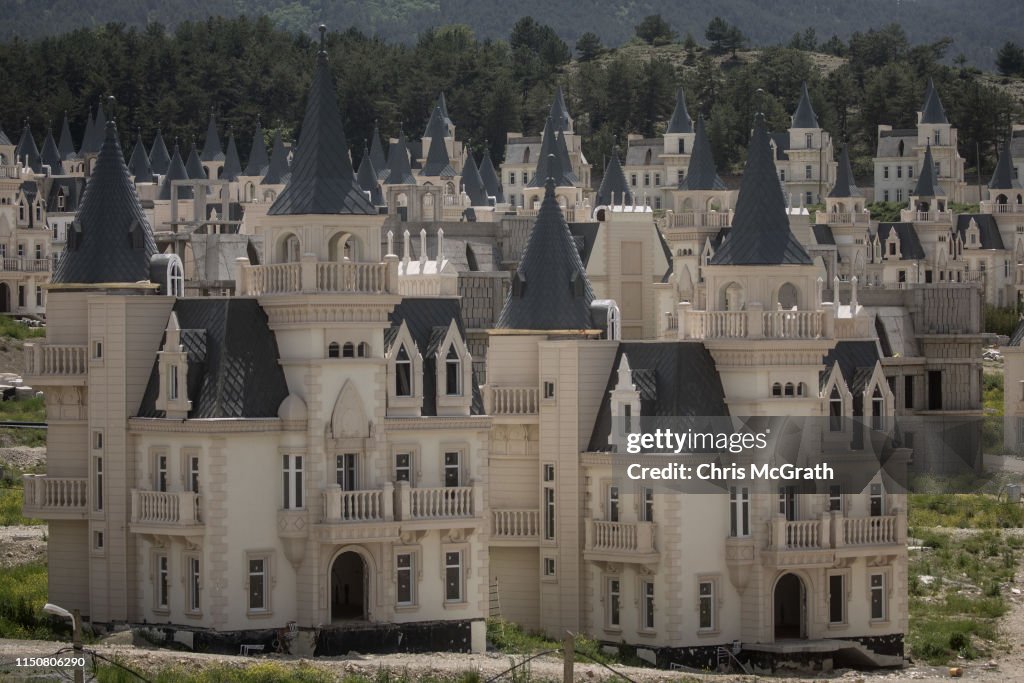 Turkey's Abandoned 'Castle' Community