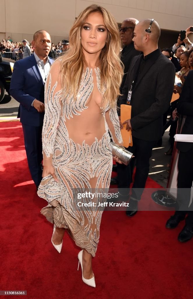 Jennifer Lopez Attends The 2015 Billboard Music Awards