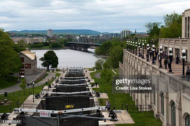 rideau canal locks - rideau canal stock pictures, royalty-free photos & images