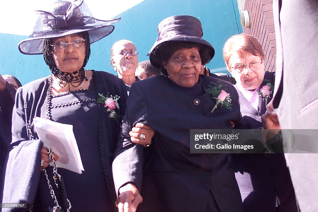 FILE: Albertina Sisulu
