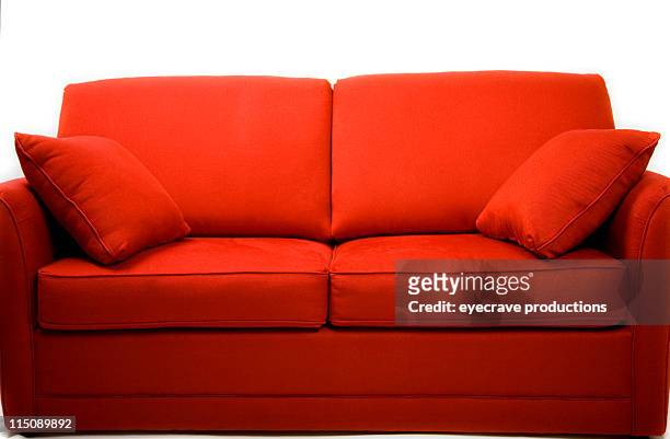 rojo sofá de dos plazas - loveseat fotografías e imágenes de stock