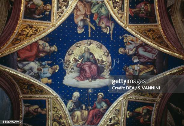 Benedictory God seated in glory, 1513-1529, fresco by Giannicola Paolo , vault of Chapel of St John the Baptist, Collegio del Cambio , Priors Palace,...