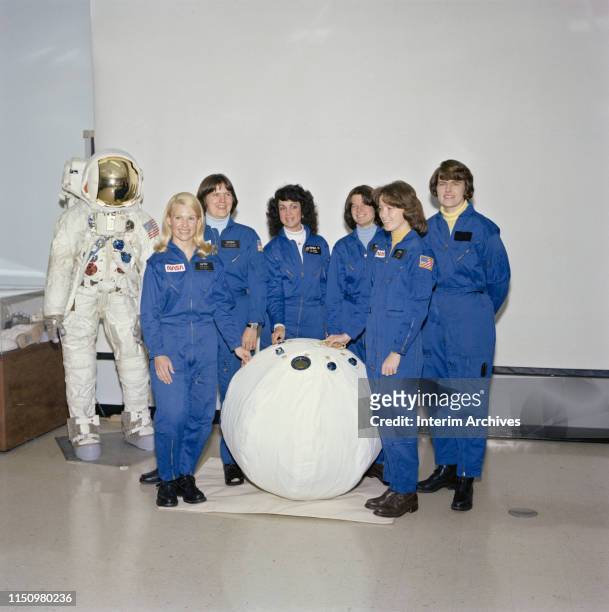 Group portrait of, from left, astronaut candidates Rhea Seddon, Kathryn Sullivan, Judth Resnik , Sally Ride , Anna Lee Fisher, and Shannon Lucid as...