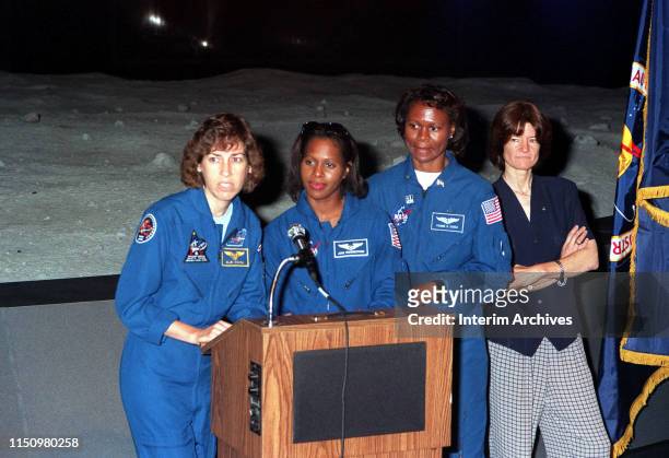 American astronauts, from left, Ellen Ochoa, Joan Higginbotham, and Yvonne Cagle, along with former astronaut Sally Ride , during a forum on women in...