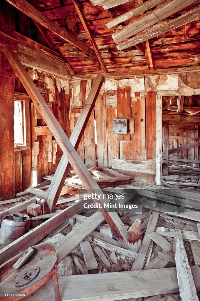 Shack Collapse Interior Of Collapsing Wooden Shack High-Res Stock Photo - Getty Images