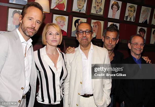 George Barkin 41 George Mantello Stock Photos, High-Res Pictures, and Images - Getty ...