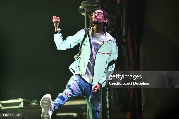 Rapper Pnb Rock Photos and Premium High Res Pictures - Getty Images