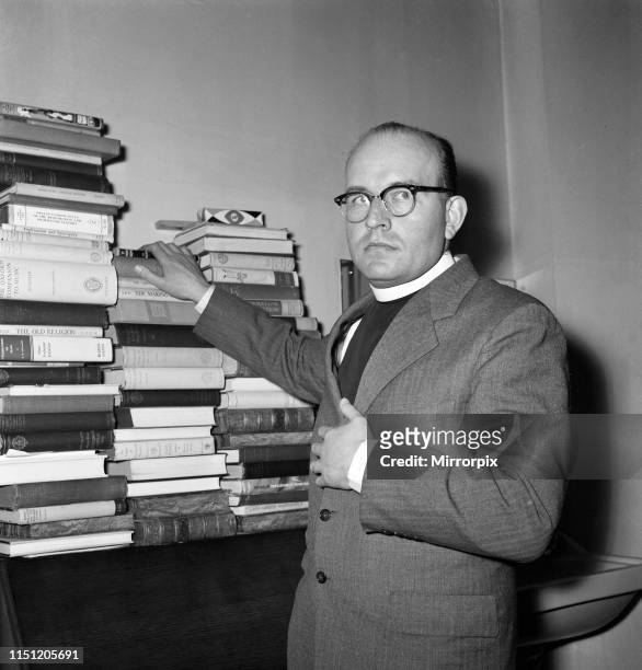Rev. Robert Parkin Peters pictured ahead of moving abroad to start a new life following time in jail for bigamy, fraud and larceny. 20th March 1959.