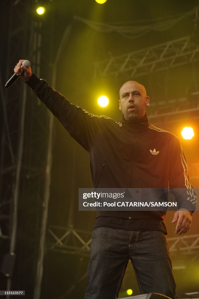 Sinik 20th Eurockeennes de Belfort Music Festival: French rap singer Sinik ...