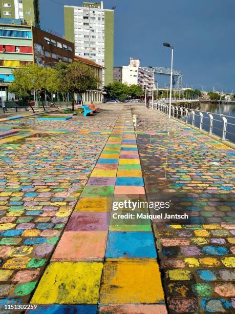 colorful street in the caminito, buenos aires - argentina - la boca stock pictures, royalty-free photos & images