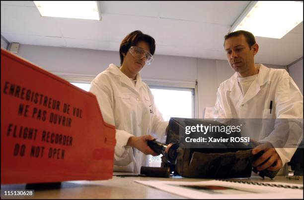 The DGA laboratory that makes flight recorders "talk" in Bretigny Sur Orge, France in March, 2003 - Opening of the flight recorder of a Mirage 2000...