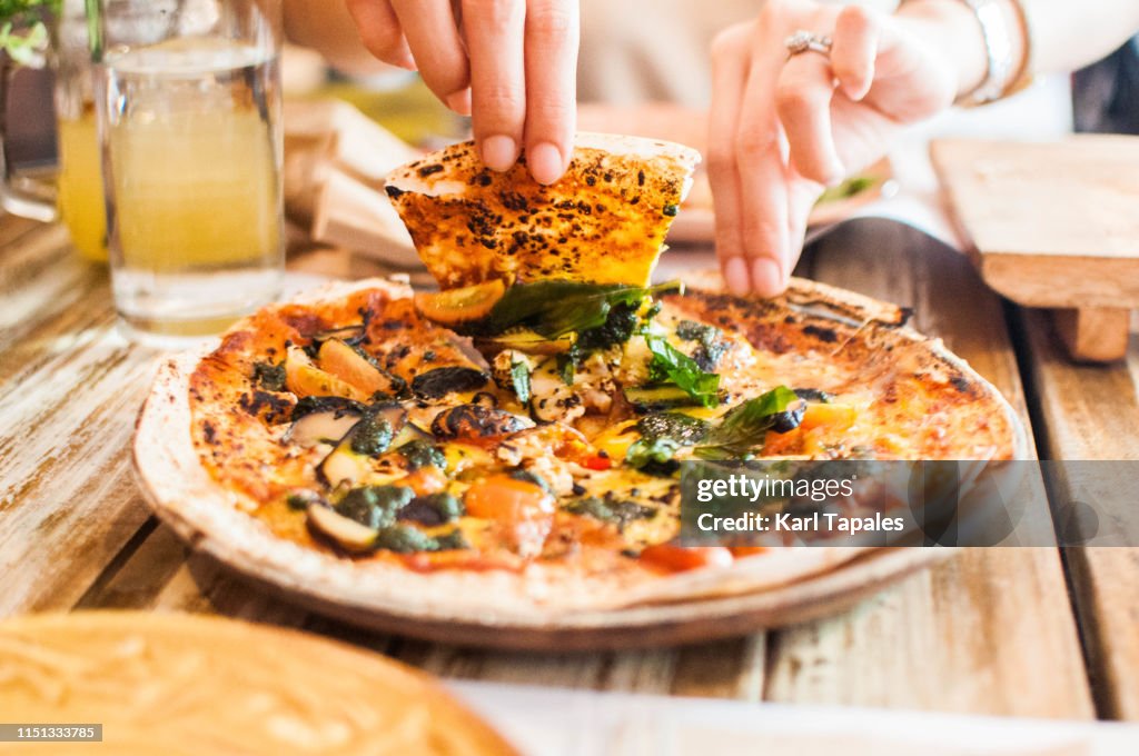 Pesto and mushroom pizza