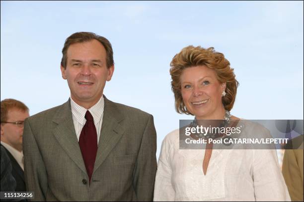 56th Cannes Film Festival: Photo-Call of European Ministers of culture in Cannes, France on May 15, 2003 - Jean-Jacques Aillagon and the European...