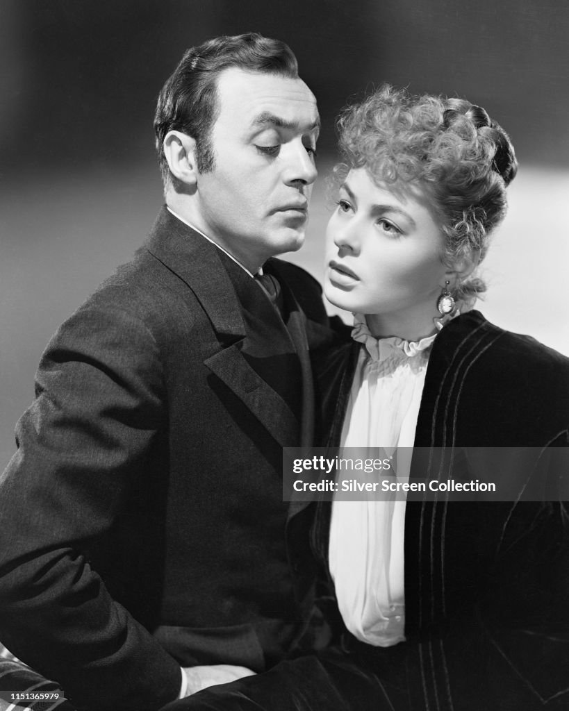 Charles Boyer And Ingrid Bergman In Gaslight