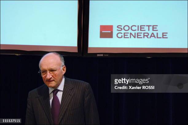 Daniel Bouton presents Societe Generale 2005 annual results in Paris, France on February 16, 2006.