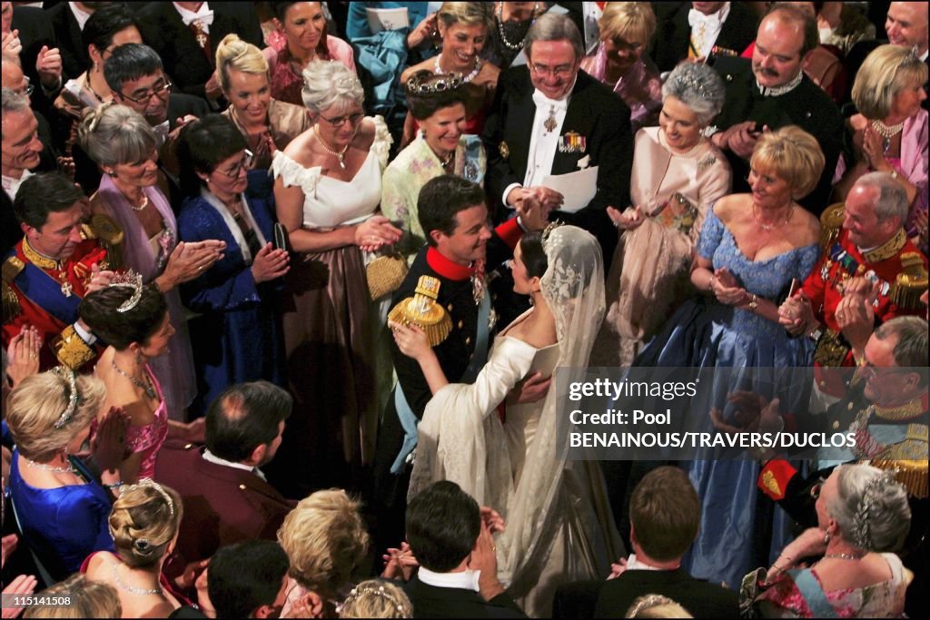 Wedding Of Prince Frederik Of Denmark And Mary Donaldson : The Wedding Waltz At Fredensborg Palace In Copenhagen, Denmark On May 14, 2004.